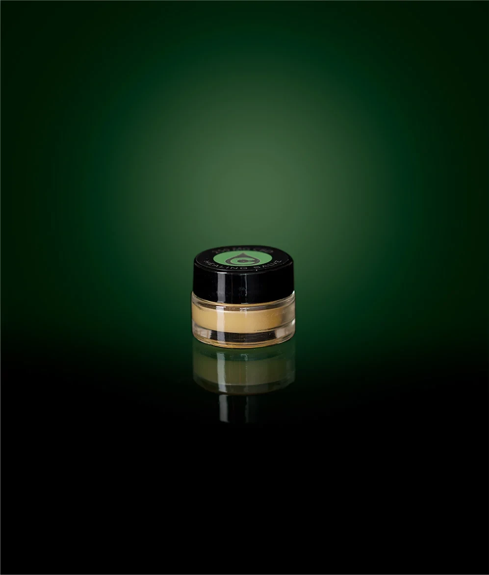 Salve250mgSampleonGreen Salve250mgSampleonGreen